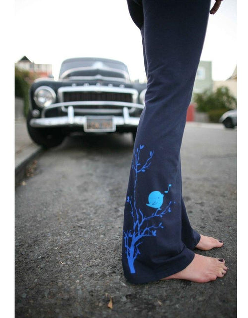 Load image into Gallery viewer, Songbird Yoga pants
